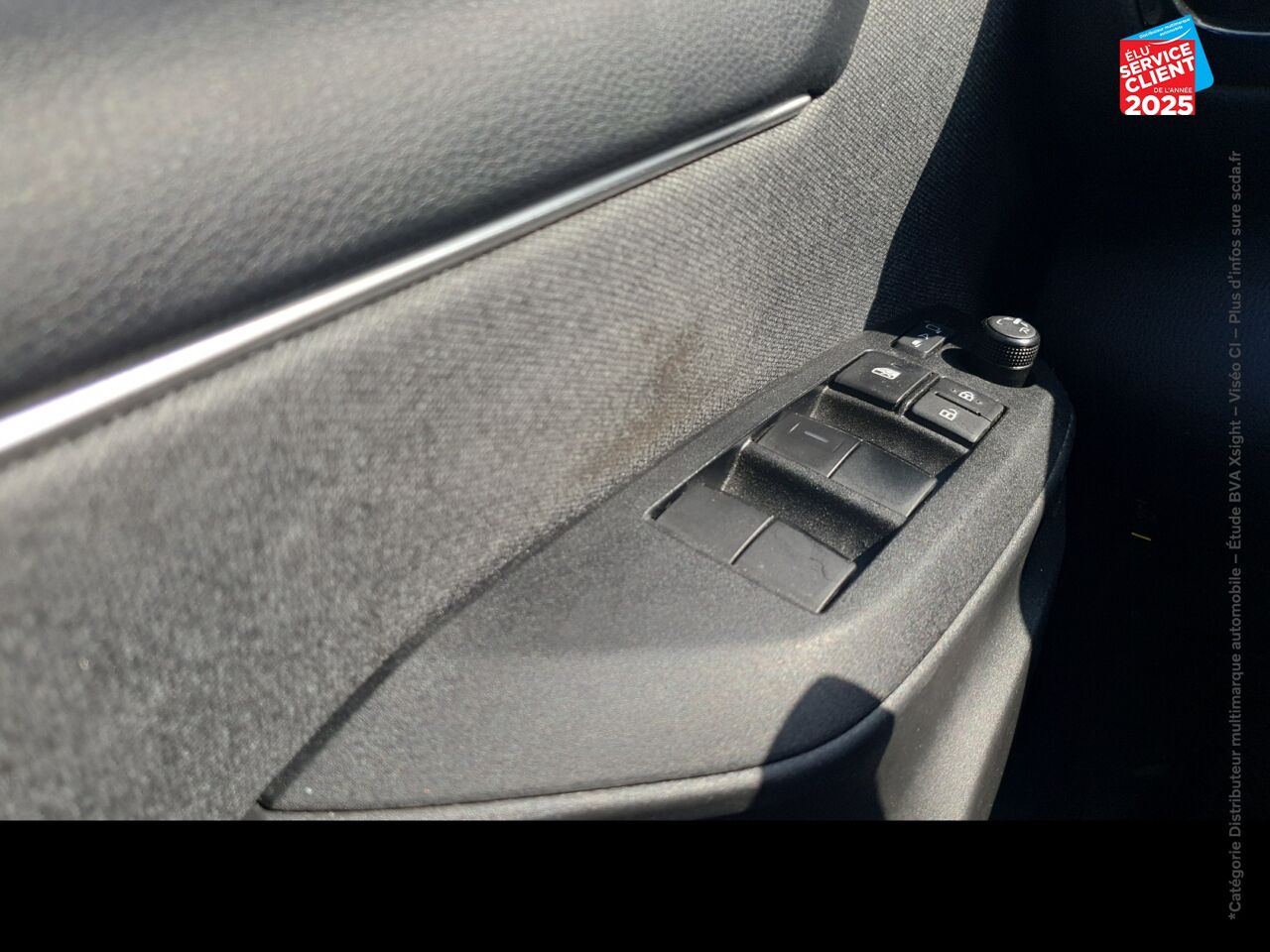 Véhicule d'occasion TOYOTA YARIS 116H DESIGN 5P MY21 chez Toyota Forbach