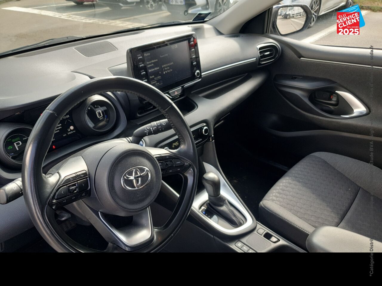 Véhicule d'occasion TOYOTA YARIS 116H DESIGN 5P MY21 chez Toyota Forbach