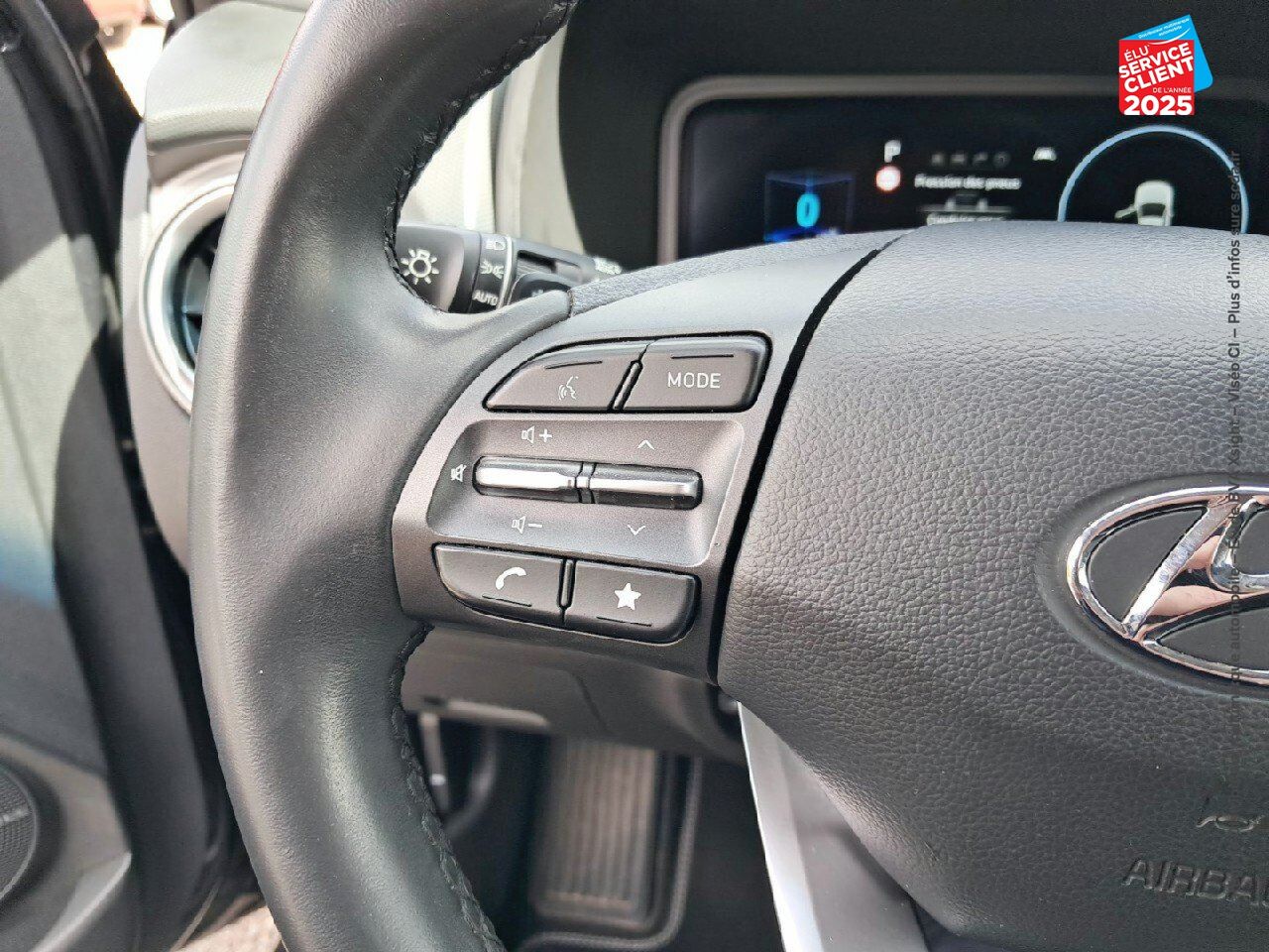 Véhicule d'occasion HYUNDAI KONA ELECTRIC 39KWH - 136CH CREATIVE chez Renault Sélestat
