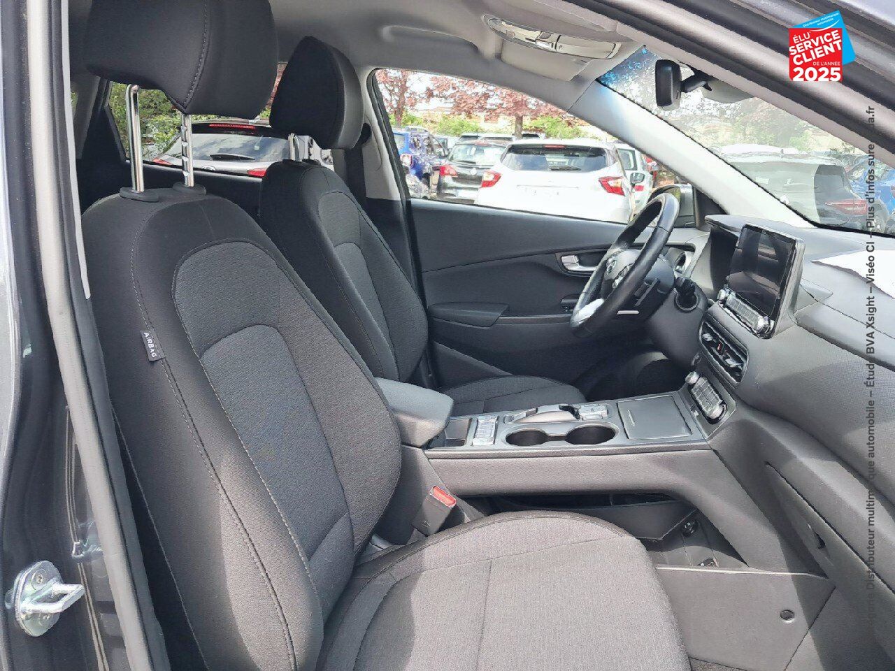 Véhicule d'occasion HYUNDAI KONA ELECTRIC 39KWH - 136CH CREATIVE chez Renault Sélestat