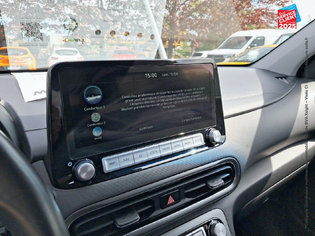 Véhicule d'occasion HYUNDAI KONA ELECTRIC 39KWH - 136CH CREATIVE chez Renault Sélestat