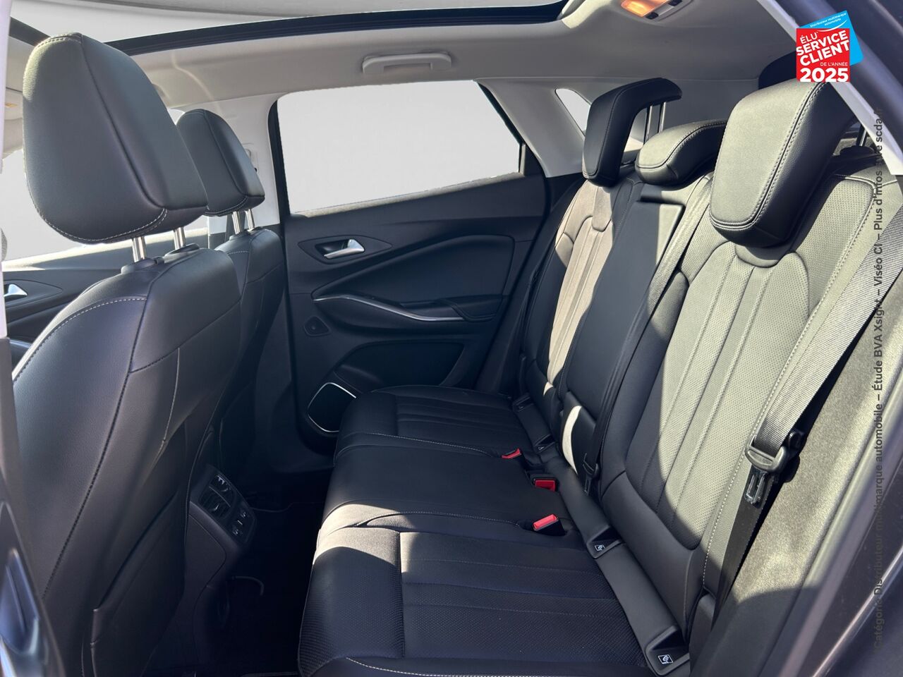 Véhicule d'occasion OPEL GRANDLAND X 2.0 D 177CH ULTIMATE BVA8 TPANO SIEGE CHAUF VENTIL CAMERA chez Opel Besançon