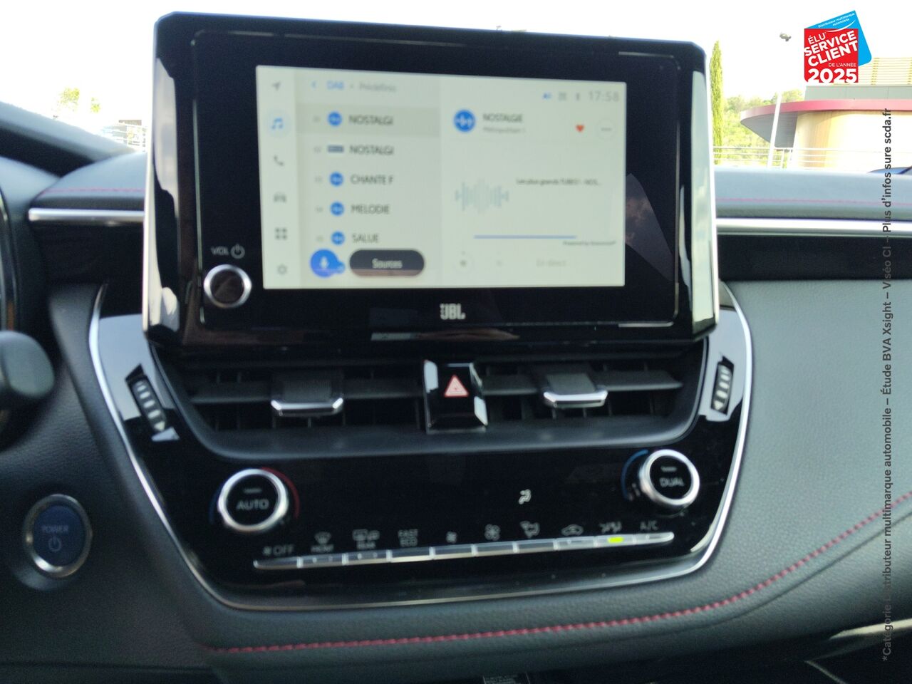 Véhicule d'occasion TOYOTA COROLLA 184H COLLECTION MY22 SIEGE CHAUF GPS chez Dacia Strasbourg