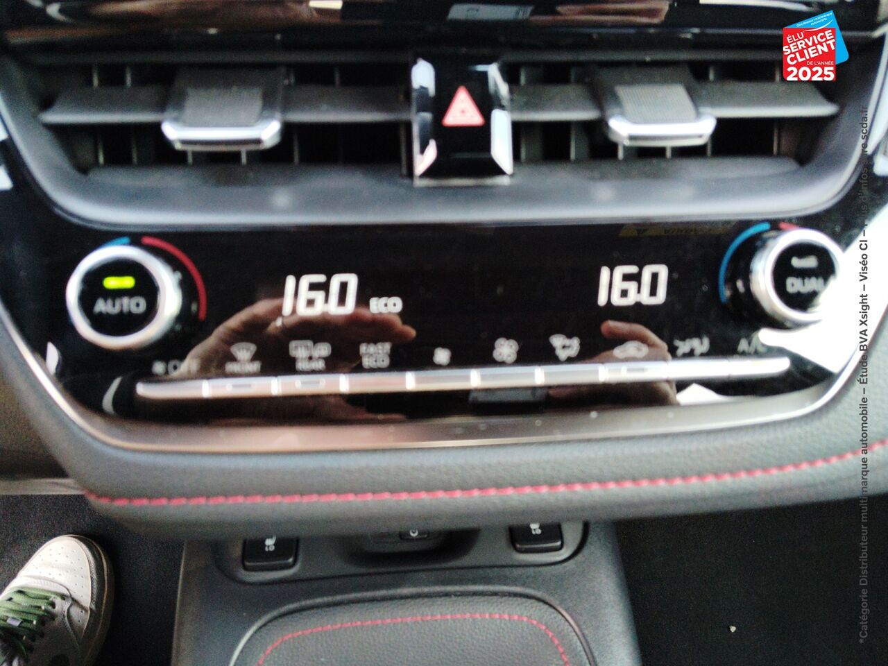 Véhicule d'occasion TOYOTA COROLLA 184H COLLECTION MY22 SIEGE CHAUF GPS chez Dacia Strasbourg