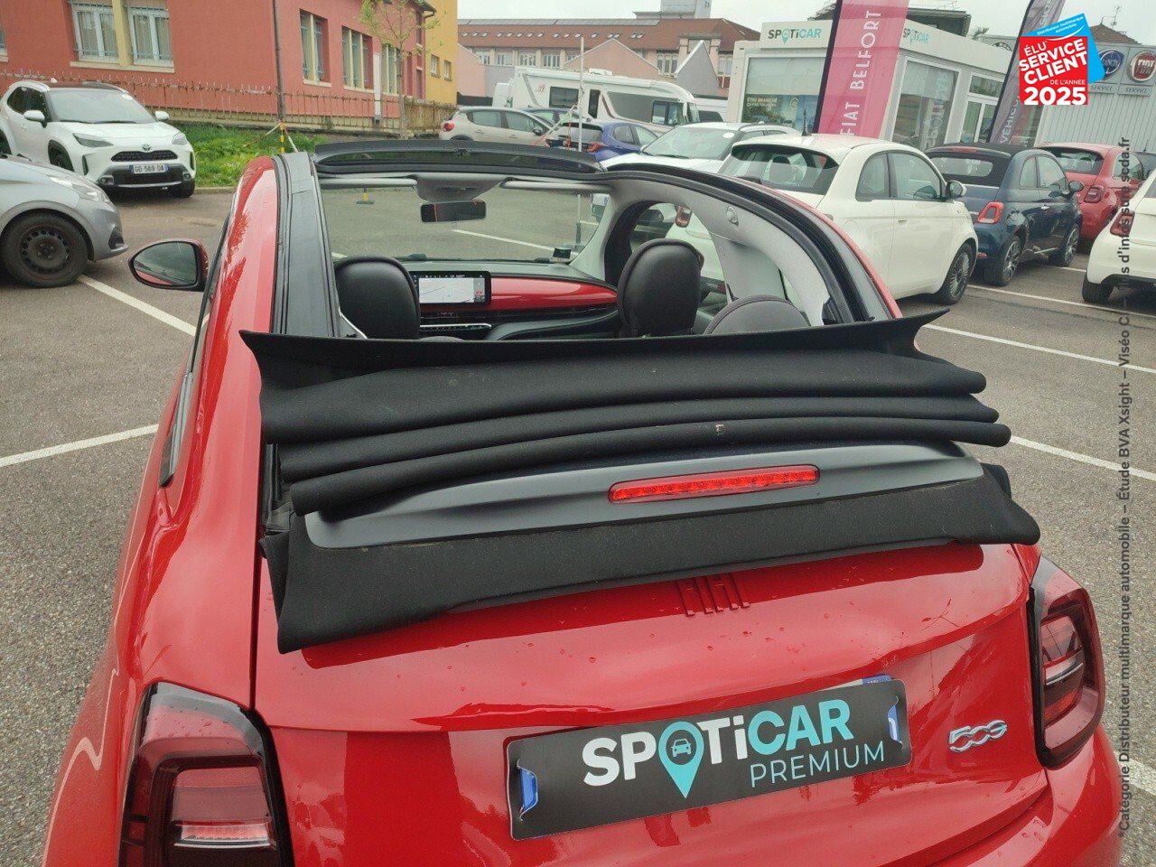 Véhicule d'occasion FIAT 500C E 95CH RED chez Hyundai Chalons