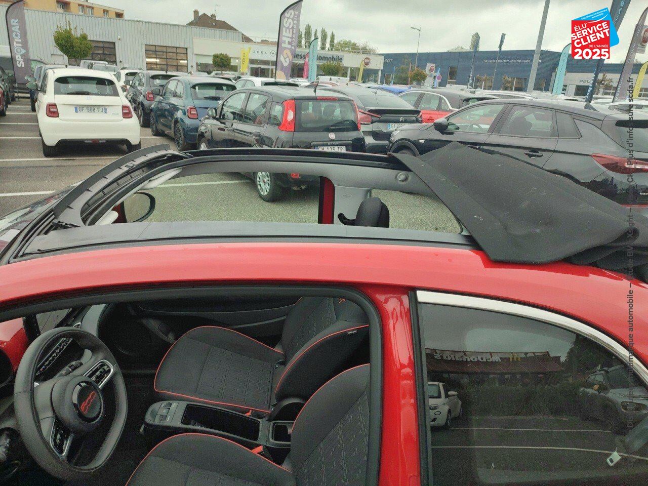 Véhicule d'occasion FIAT 500C E 95CH RED chez Hyundai Chalons