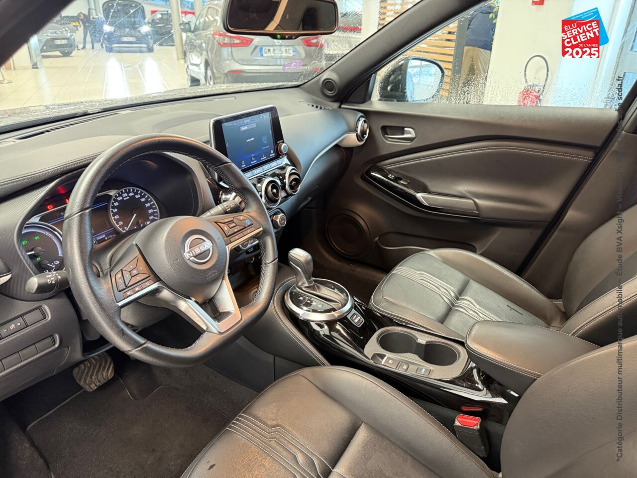Véhicule d'occasion NISSAN JUKE 1.6 HYBRID 143CH PREMIERE EDITION 2023 SIEGES CUIR CAMERA chez Nissan Juke occasion