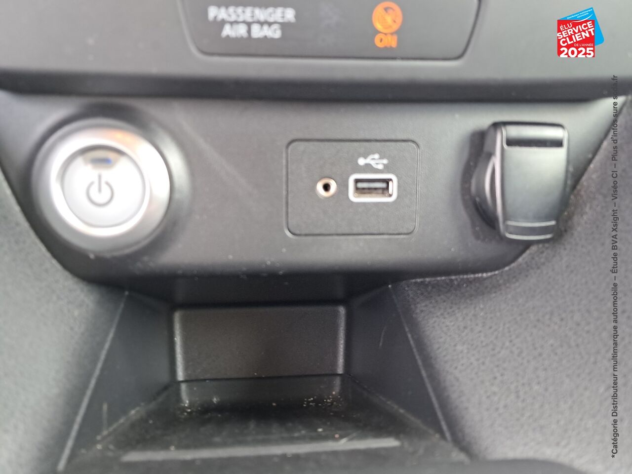 Véhicule d'occasion NISSAN LEAF 150CH 40KWH ACENTA 22 chez Opel Saint-Dizier