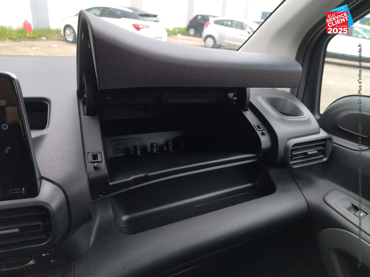 Véhicule d'occasion TOYOTA PROACE CITY VERSO LONG 1.5 100 D-4D EXECUTIVE RC21 GPS chez Toyota Verdun