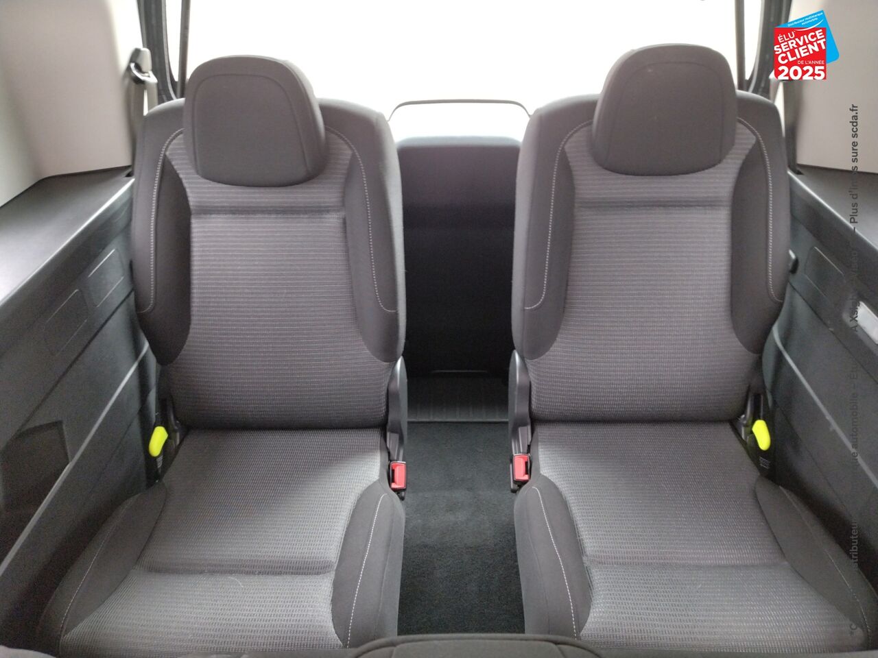 Véhicule d'occasion TOYOTA PROACE CITY VERSO LONG 1.5 100 D-4D EXECUTIVE RC21 GPS chez Toyota Verdun