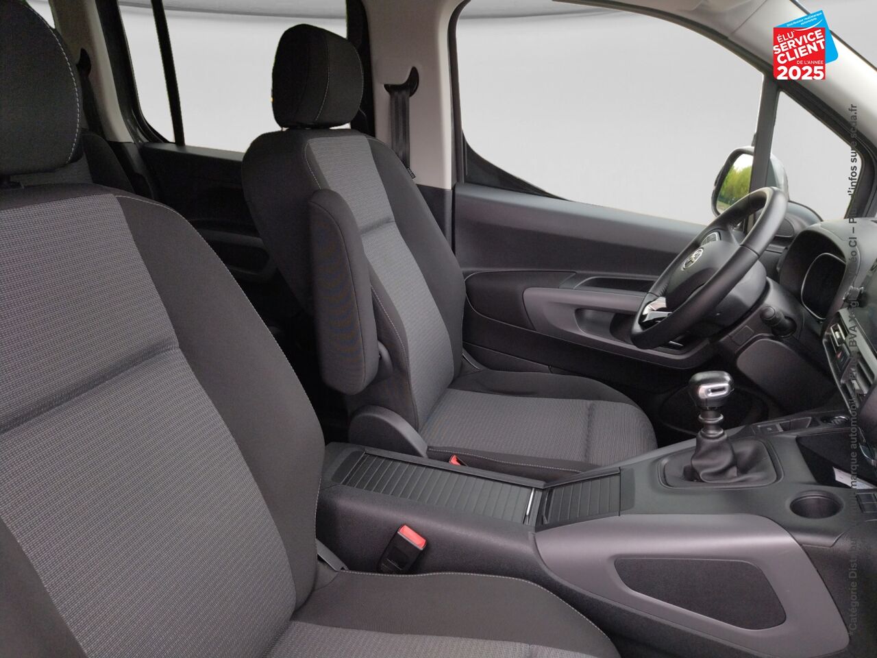 Véhicule d'occasion TOYOTA PROACE CITY VERSO LONG 1.5 100 D-4D EXECUTIVE RC21 GPS chez Toyota Verdun