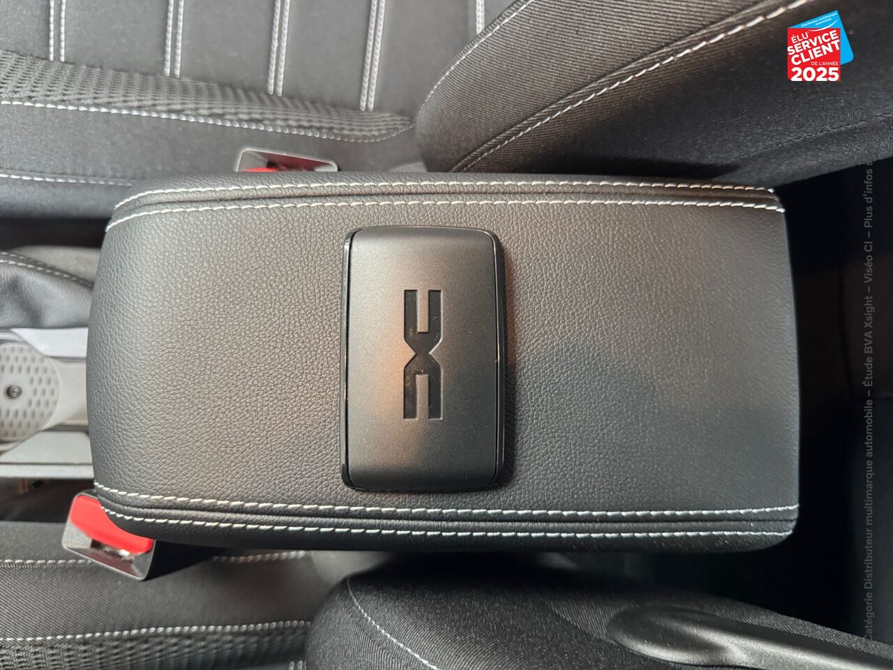 Véhicule d'occasion DACIA DUSTER 1.3 TCE 150CH FAP JOURNEY 4X2 EDC CAMERA chez Renault Saint-Louis