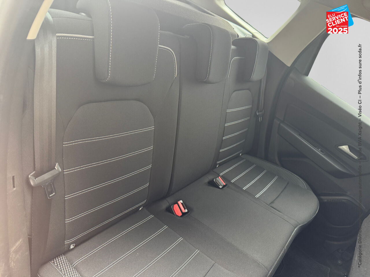 Véhicule d'occasion DACIA DUSTER 1.3 TCE 150CH FAP JOURNEY 4X2 EDC CAMERA chez Renault Saint-Louis