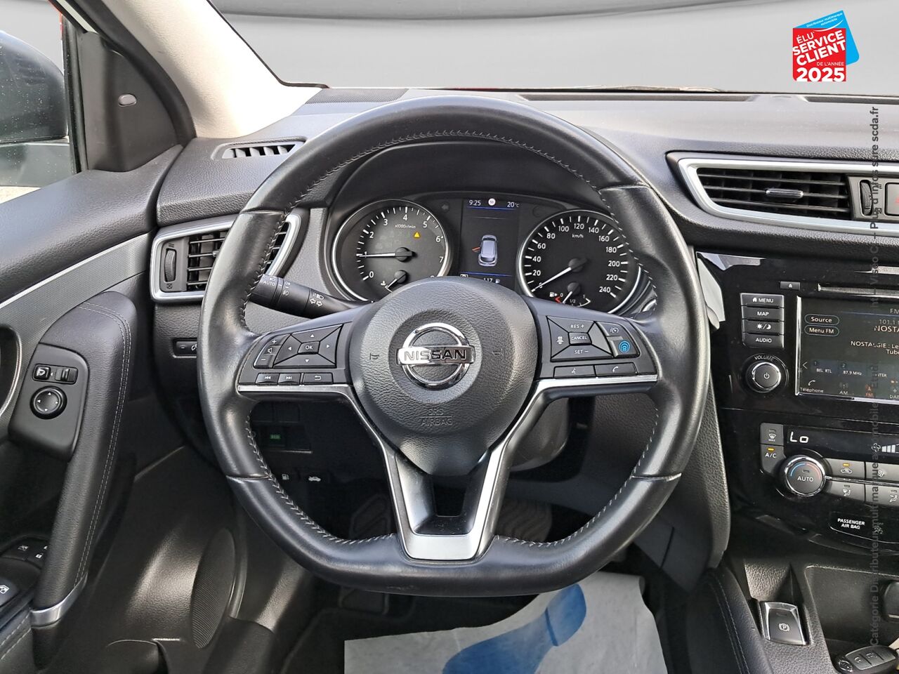 Véhicule d'occasion NISSAN QASHQAI 1.3 DIG-T 160CH TEKNA DCT 2019 TPANO SIEGES CHAUF GPS CAMERA chez Nissan Qashqai occasion