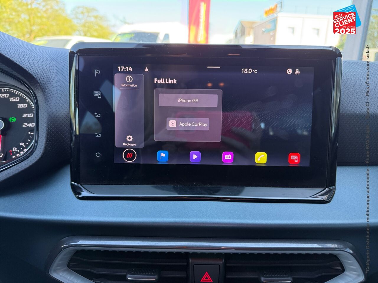 Véhicule d'occasion SEAT ARONA 1.0 TSI 110CH XPERIENCE DSG7 GPS CAMERA CARPLAY chez Renault Saint-Louis