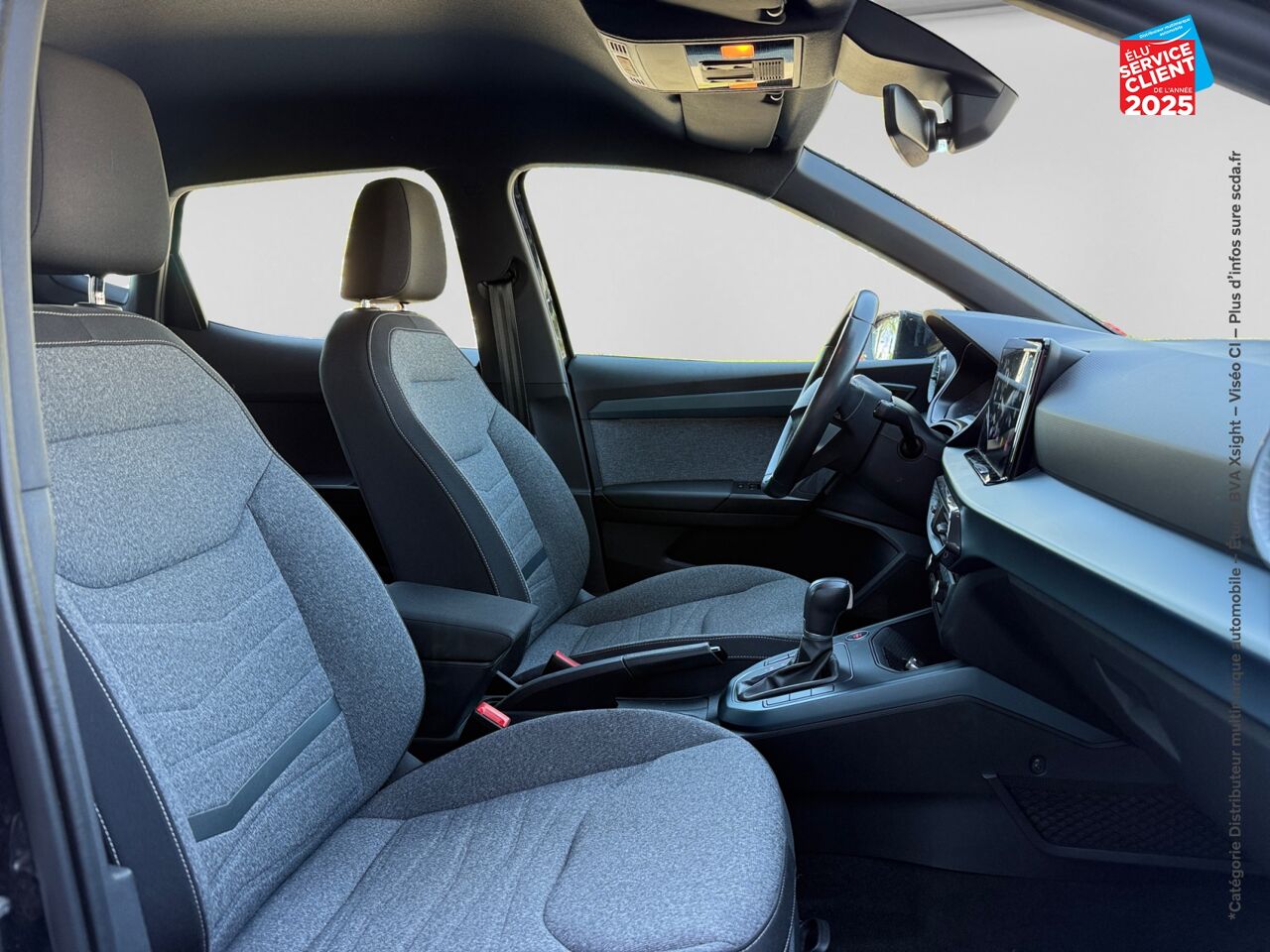 Véhicule d'occasion SEAT ARONA 1.0 TSI 110CH XPERIENCE DSG7 GPS CAMERA CARPLAY chez Renault Saint-Louis