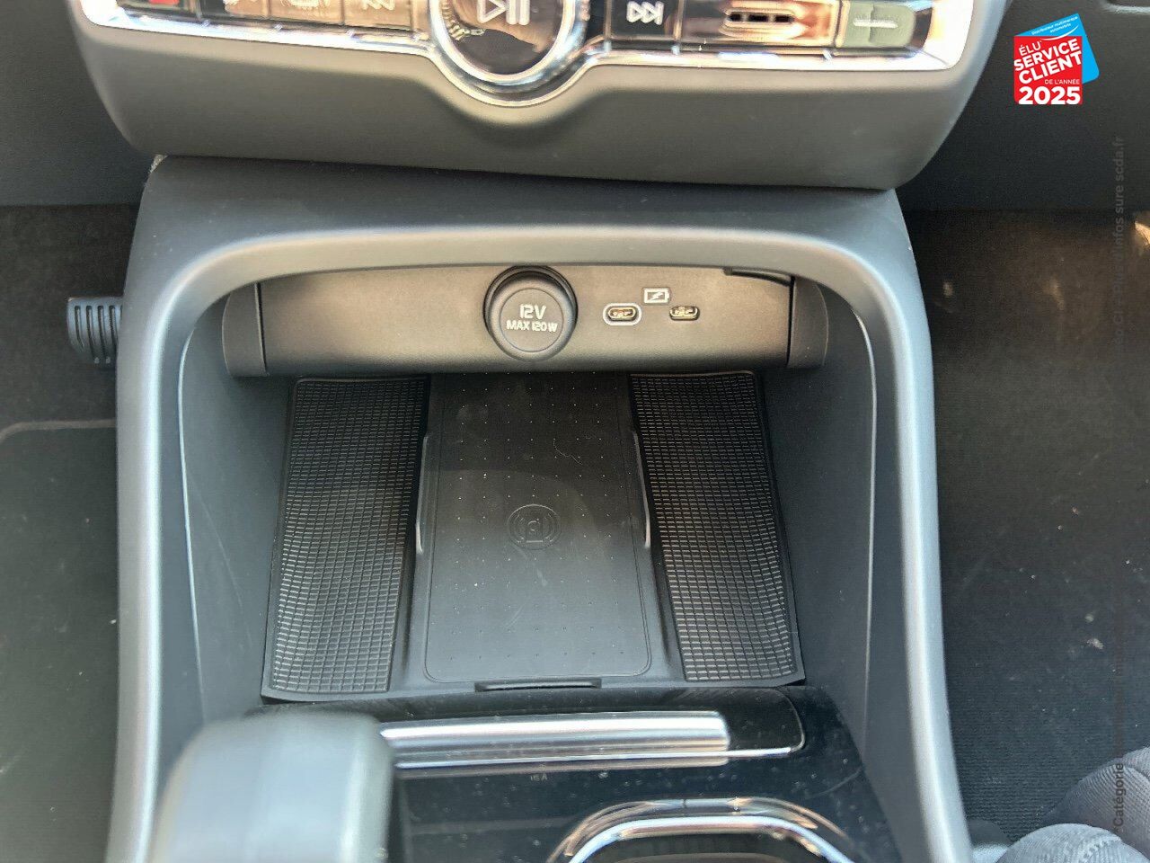 Véhicule d'occasion VOLVO C40 RECHARGE EXTENDED RANGE 252CH PLUS chez Volvo Epernay
