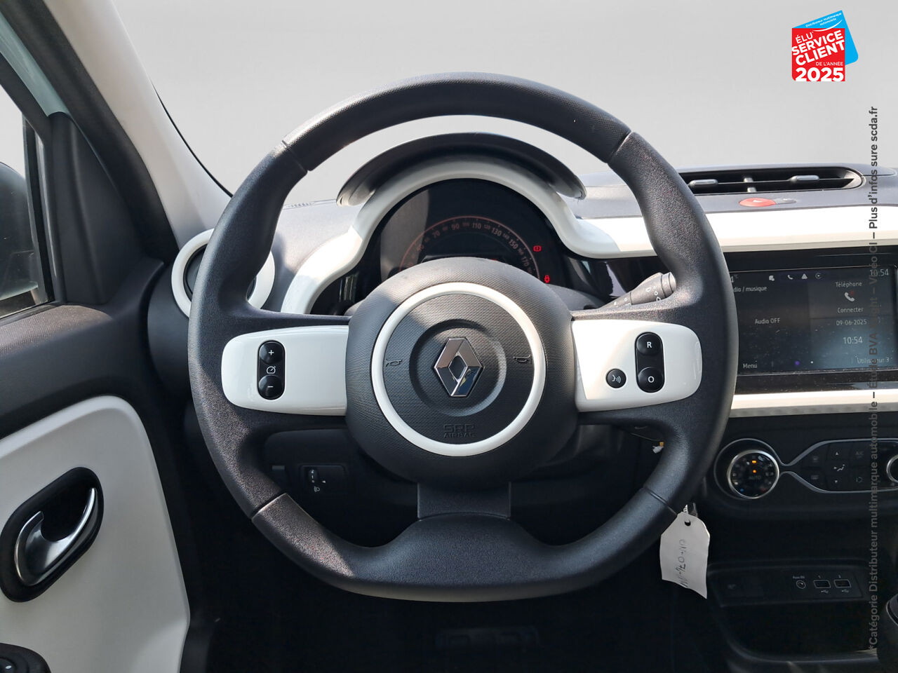 Véhicule d'occasion RENAULT TWINGO 1.0 SCE 65CH EQUILIBRE chez Nissan Haguenau