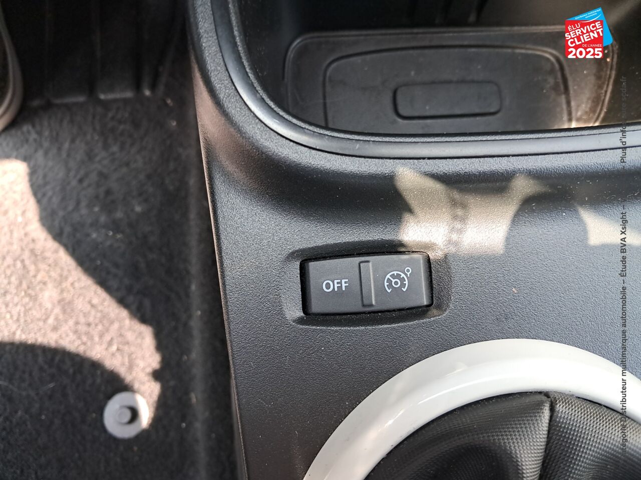 Véhicule d'occasion RENAULT TWINGO 1.0 SCE 65CH EQUILIBRE chez Nissan Haguenau