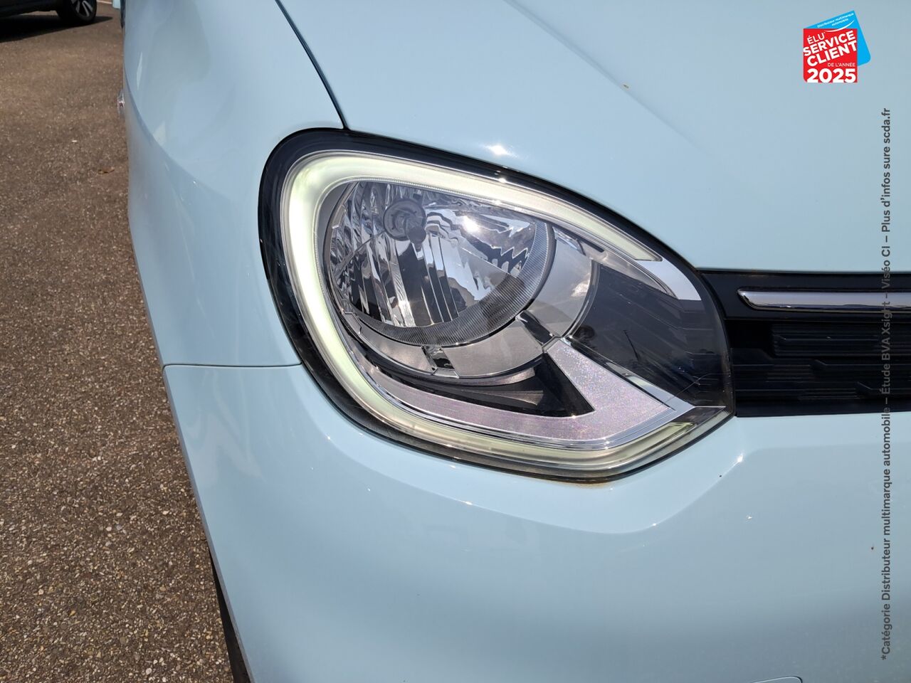 Véhicule d'occasion RENAULT TWINGO 1.0 SCE 65CH EQUILIBRE chez Nissan Dijon