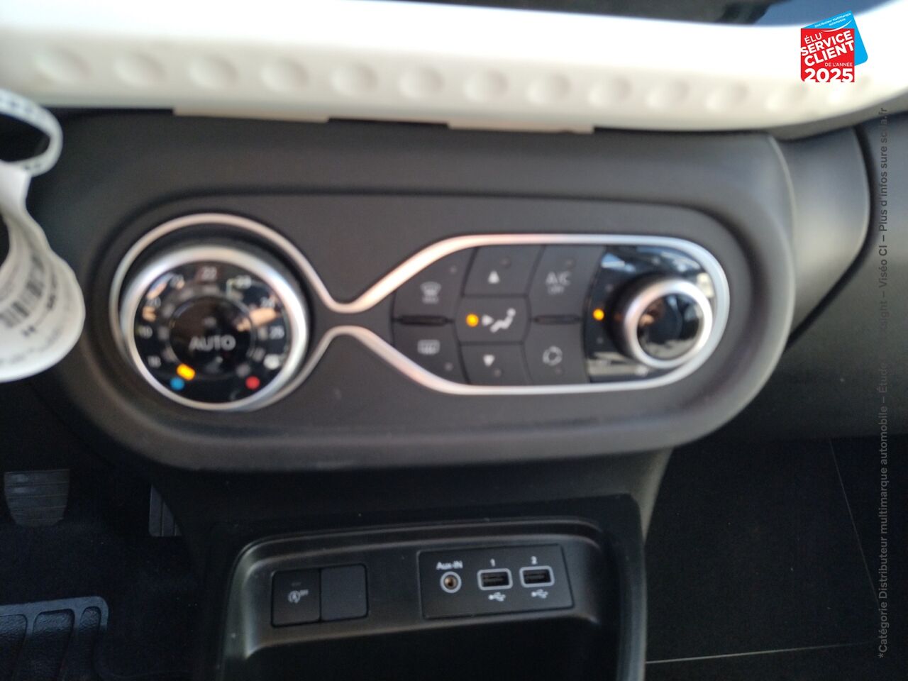 Véhicule d'occasion RENAULT TWINGO 1.0 SCE 65CH EQUILIBRE chez Nissan Strasbourg