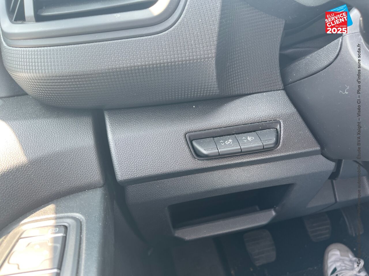 Véhicule d'occasion RENAULT TRAFIC COMBI L2 2.0 BLUE DCI 150CH SS INTENS 8 PLACES chez Hyundai Epernay