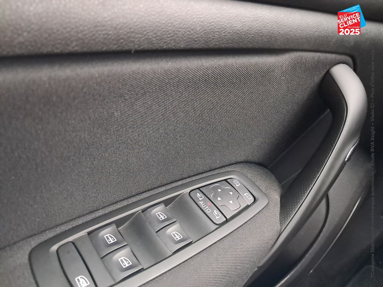 Véhicule d'occasion RENAULT MEGANE 1.3 TCE 140CH FAP BUSINESS EDC chez Nissan Belfort