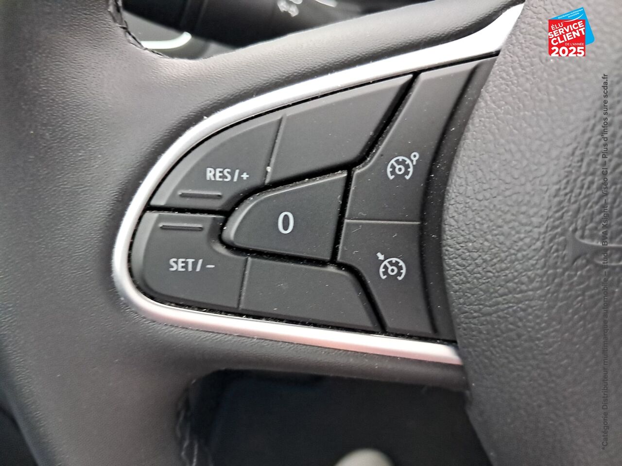 Véhicule d'occasion RENAULT MEGANE 1.3 TCE 140CH FAP BUSINESS EDC chez Nissan Belfort