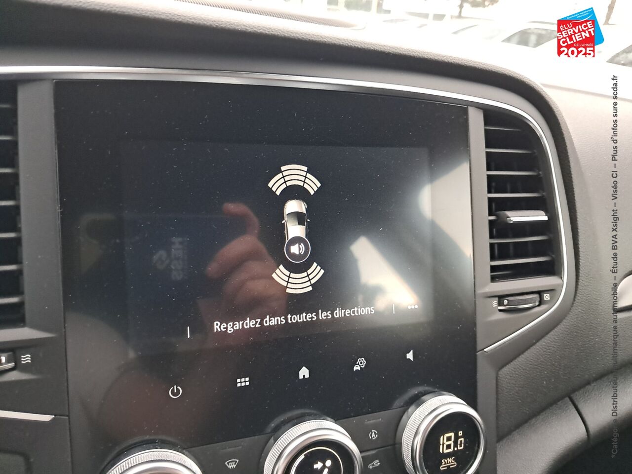 Véhicule d'occasion RENAULT MEGANE 1.3 TCE 140CH FAP BUSINESS EDC chez Nissan Belfort