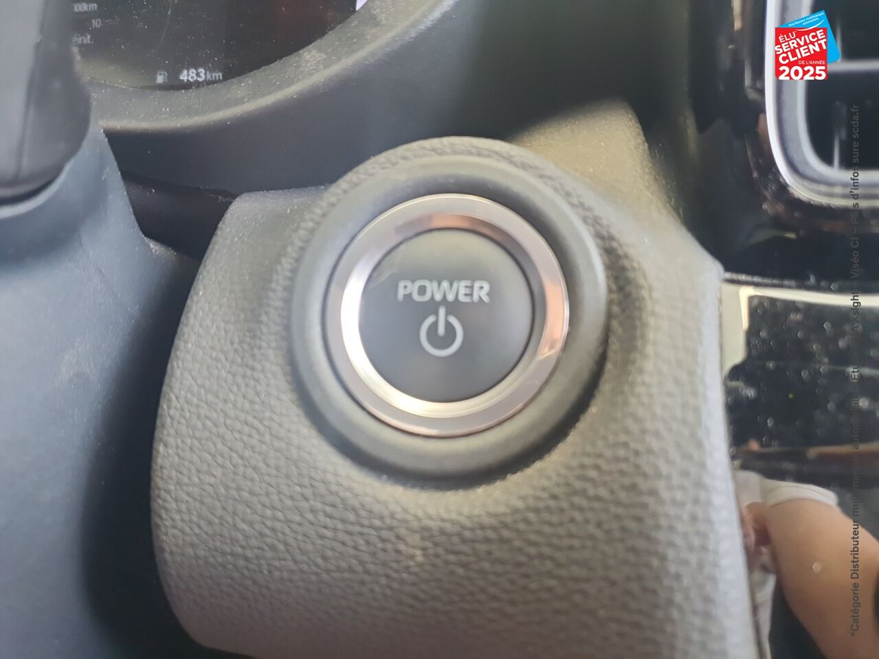 Véhicule d'occasion TOYOTA YARIS CROSS 116H DESIGN MY22 GPS CAMERA chez Toyota Saint Dizier