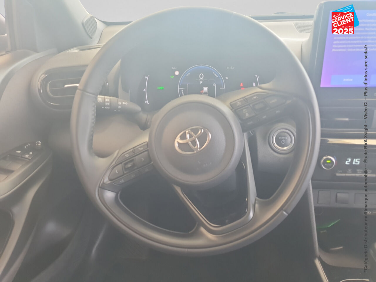 Véhicule d'occasion TOYOTA YARIS CROSS 116H DESIGN MY22 GPS CAMERA chez Toyota Saint Dizier