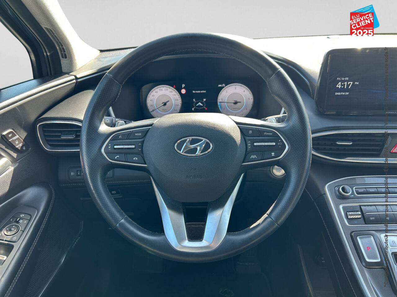 Véhicule d'occasion HYUNDAI SANTA FE 2.2 CRDI 202CH EXECUTIVE DCT-8 TPANO SIEGE CHAUF VENTIL VOLANT CHAUF CAMERA GPS chez Renault Saint-Louis