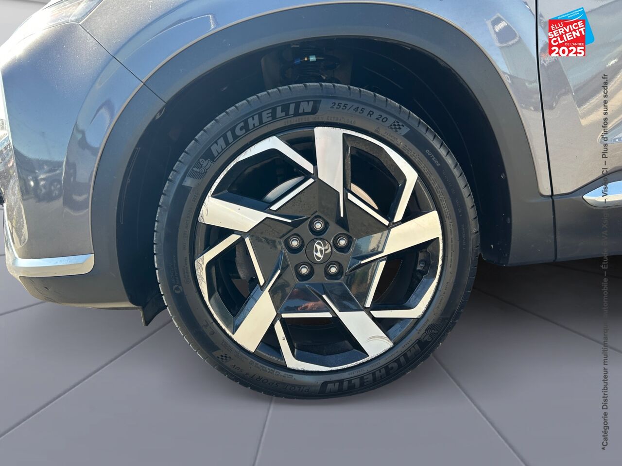 Véhicule d'occasion HYUNDAI SANTA FE 2.2 CRDI 202CH EXECUTIVE DCT-8 TPANO SIEGE CHAUF VENTIL VOLANT CHAUF CAMERA GPS chez Renault Saint-Louis