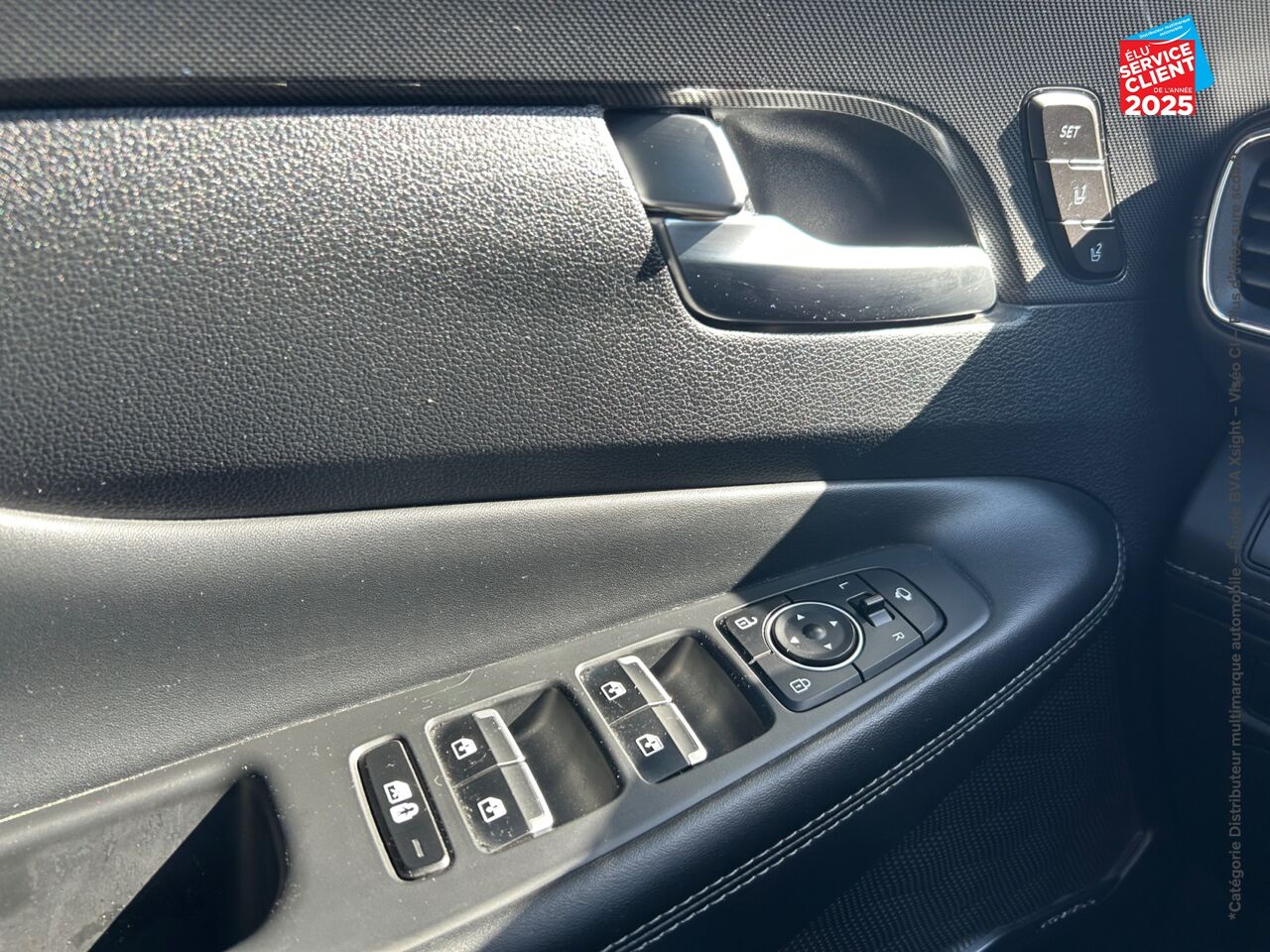 Véhicule d'occasion HYUNDAI SANTA FE 2.2 CRDI 202CH EXECUTIVE DCT-8 TPANO SIEGE CHAUF VENTIL VOLANT CHAUF CAMERA GPS chez Renault Saint-Louis