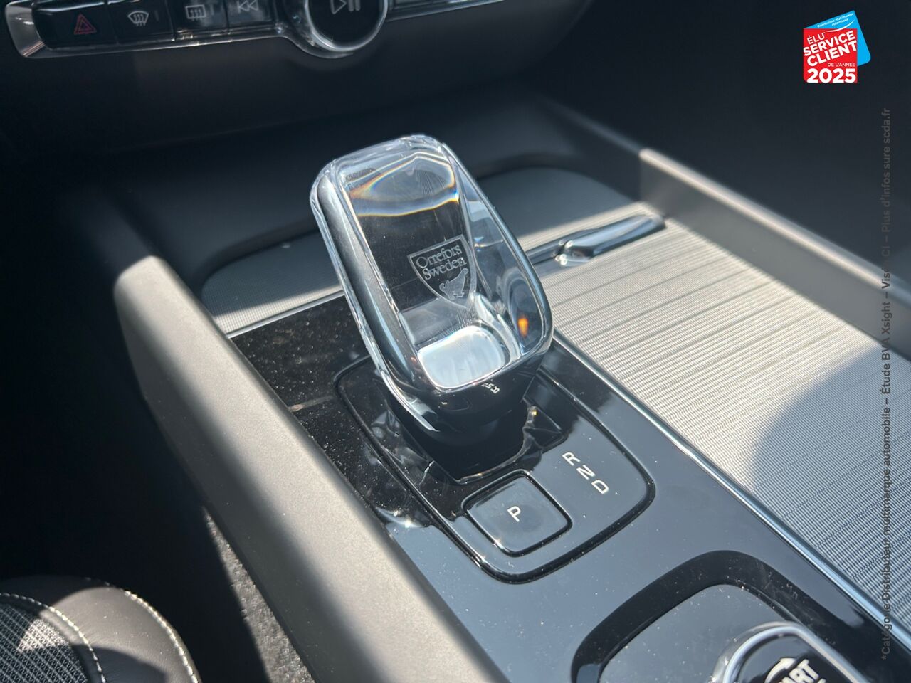 Véhicule d'occasion VOLVO V60 B3 163CH PLUS STYLE DARK DCT 7 chez Renault Sélestat