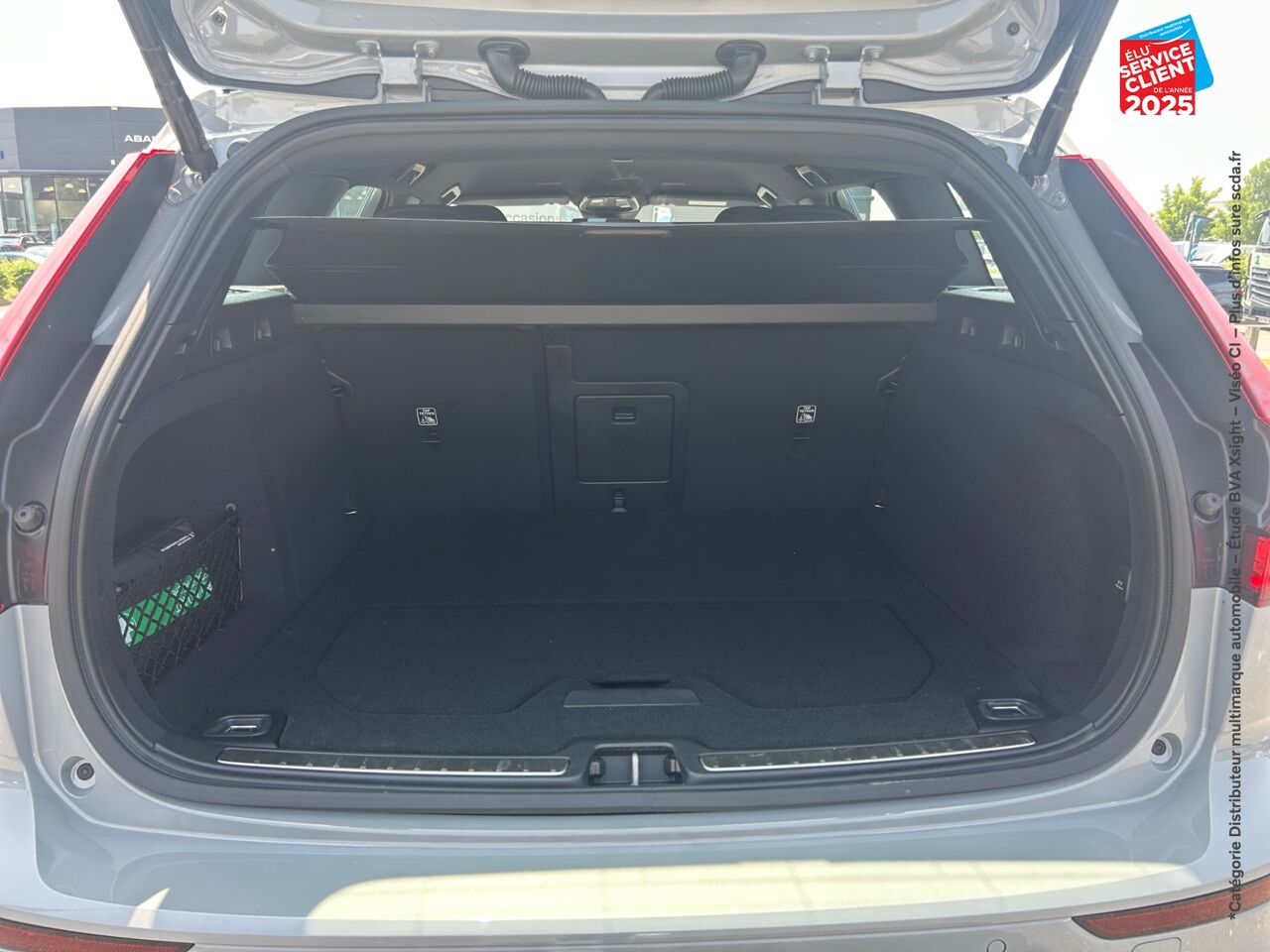 Véhicule d'occasion VOLVO V60 B3 163CH PLUS STYLE DARK DCT 7 chez Renault Sélestat