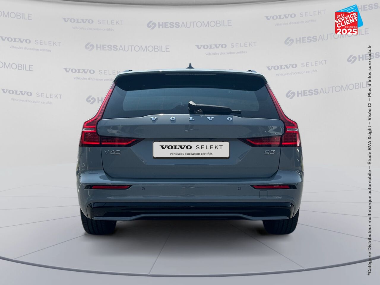 Véhicule d'occasion VOLVO V60 B3 163CH PLUS STYLE DARK DCT 7 chez Renault Sélestat