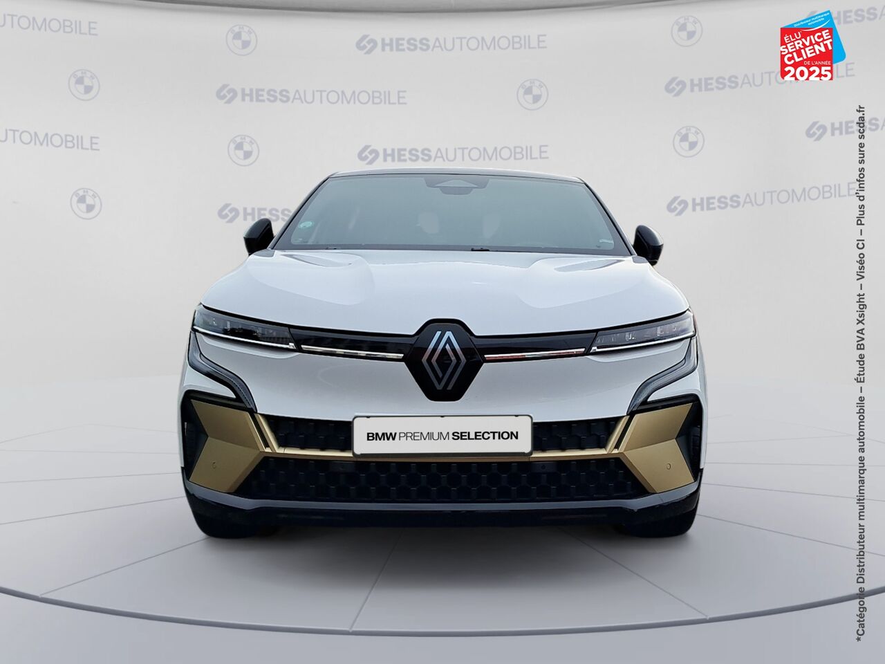 Véhicule d'occasion RENAULT MEGANE E-TECH ELECTRIC EV60 220CH ICONIC SUPER CHARGE chez Renault Saint-Louis