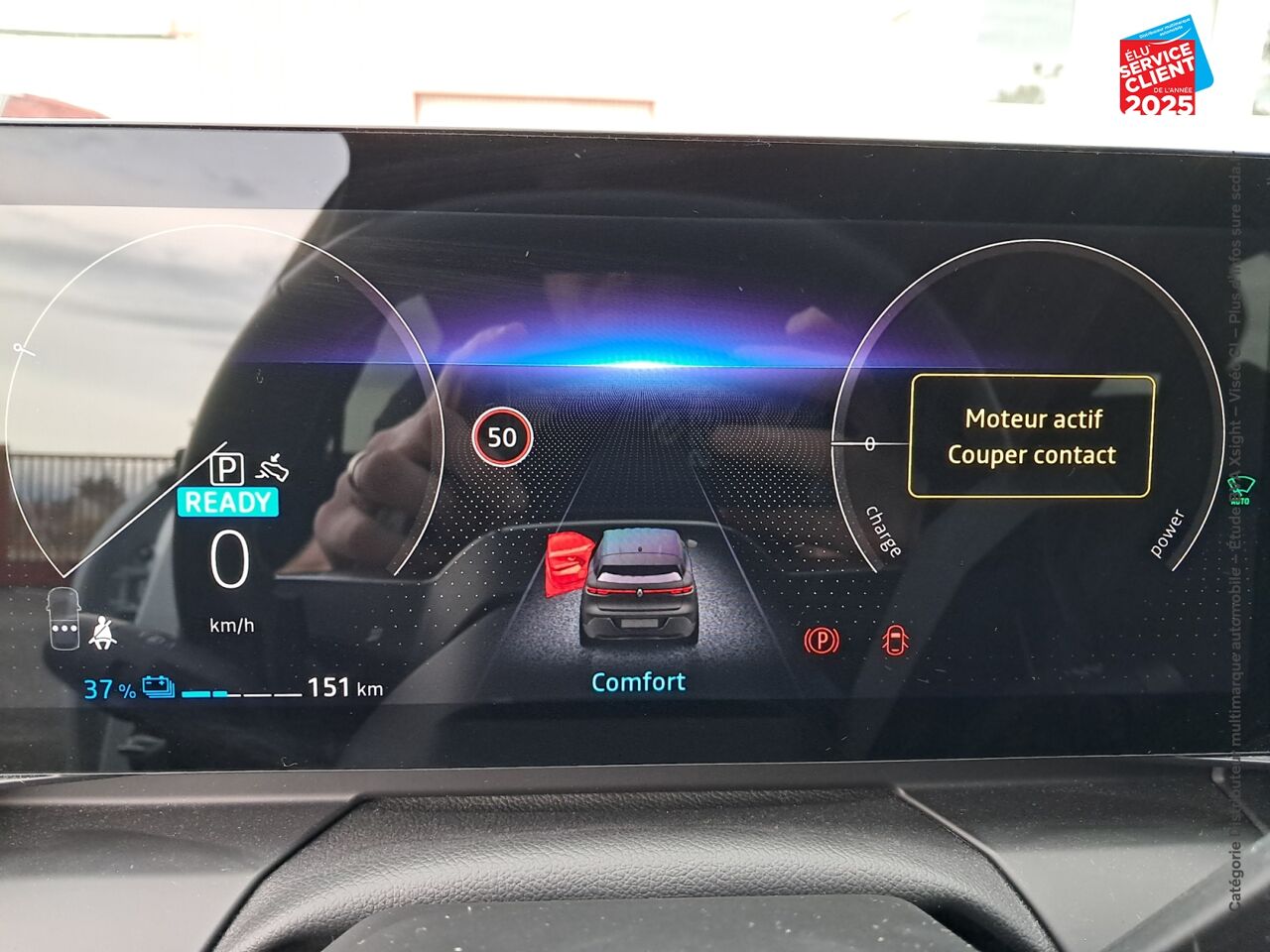 Véhicule d'occasion RENAULT MEGANE E-TECH ELECTRIC EV60 220CH ICONIC SUPER CHARGE chez Renault Saint-Louis