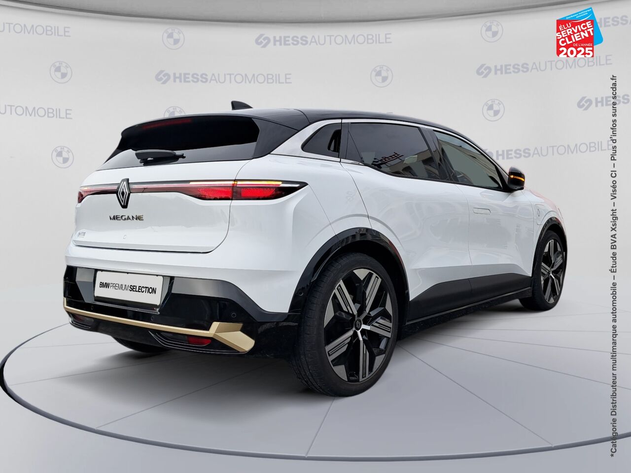 Véhicule d'occasion RENAULT MEGANE E-TECH ELECTRIC EV60 220CH ICONIC SUPER CHARGE chez Renault Saint-Louis