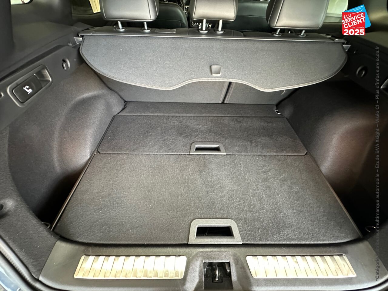 Véhicule d'occasion RENAULT KADJAR 1.5 BLUE DCI 115CH INTENS EDC chez Toyota Thionville