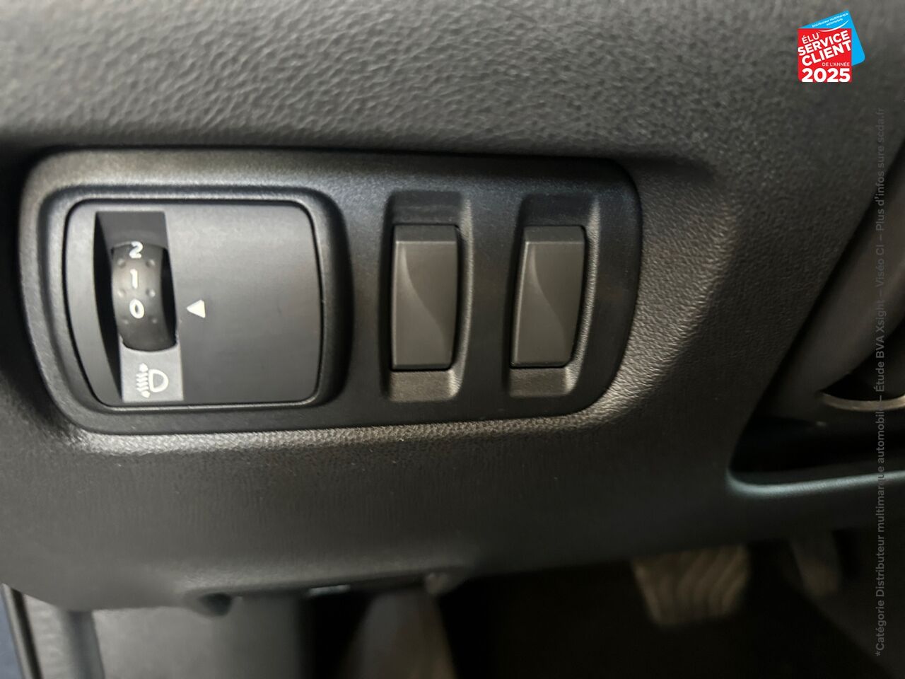 Véhicule d'occasion RENAULT KADJAR 1.5 BLUE DCI 115CH INTENS EDC chez Toyota Thionville