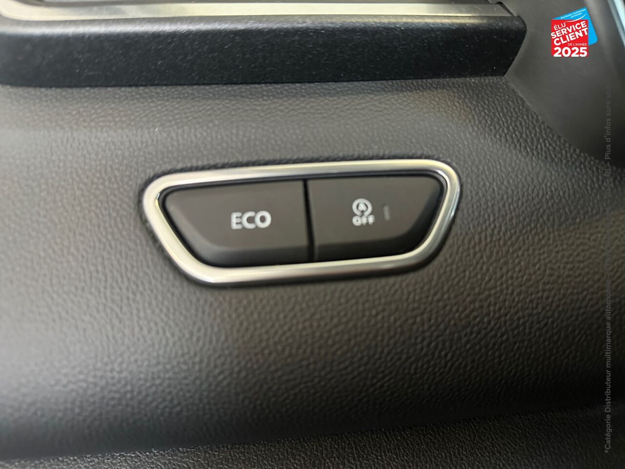 Véhicule d'occasion RENAULT KADJAR 1.5 BLUE DCI 115CH INTENS EDC chez Toyota Thionville