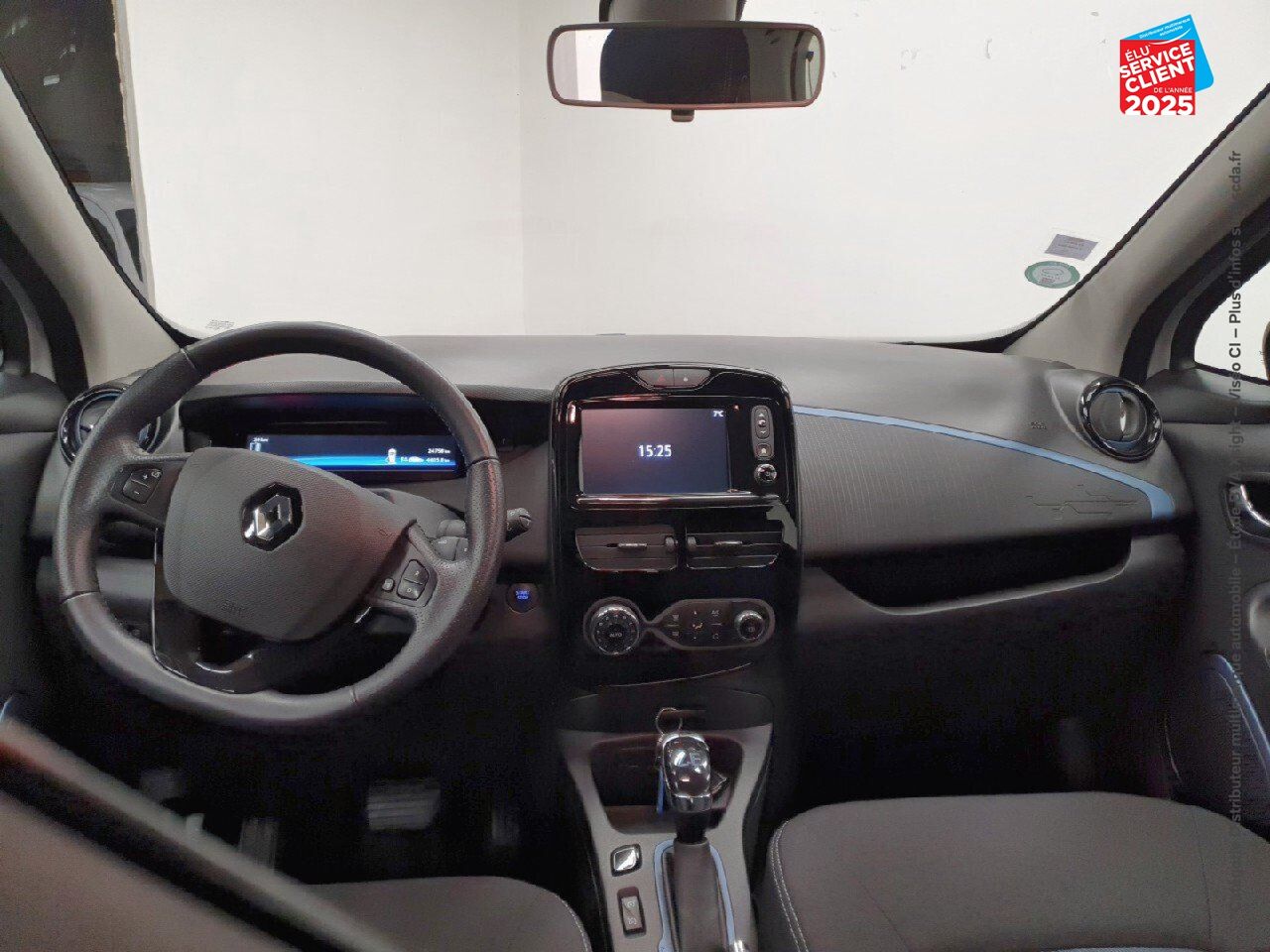 Véhicule d'occasion RENAULT ZOE INTENS CHARGE NORMALE R90 GPS CAMERA chez Opel Verdun