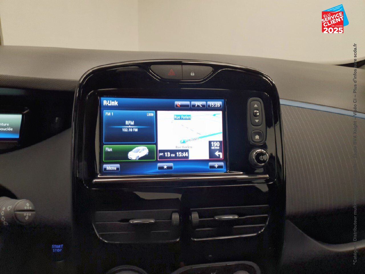 Véhicule d'occasion RENAULT ZOE INTENS CHARGE NORMALE R90 GPS CAMERA chez Opel Verdun