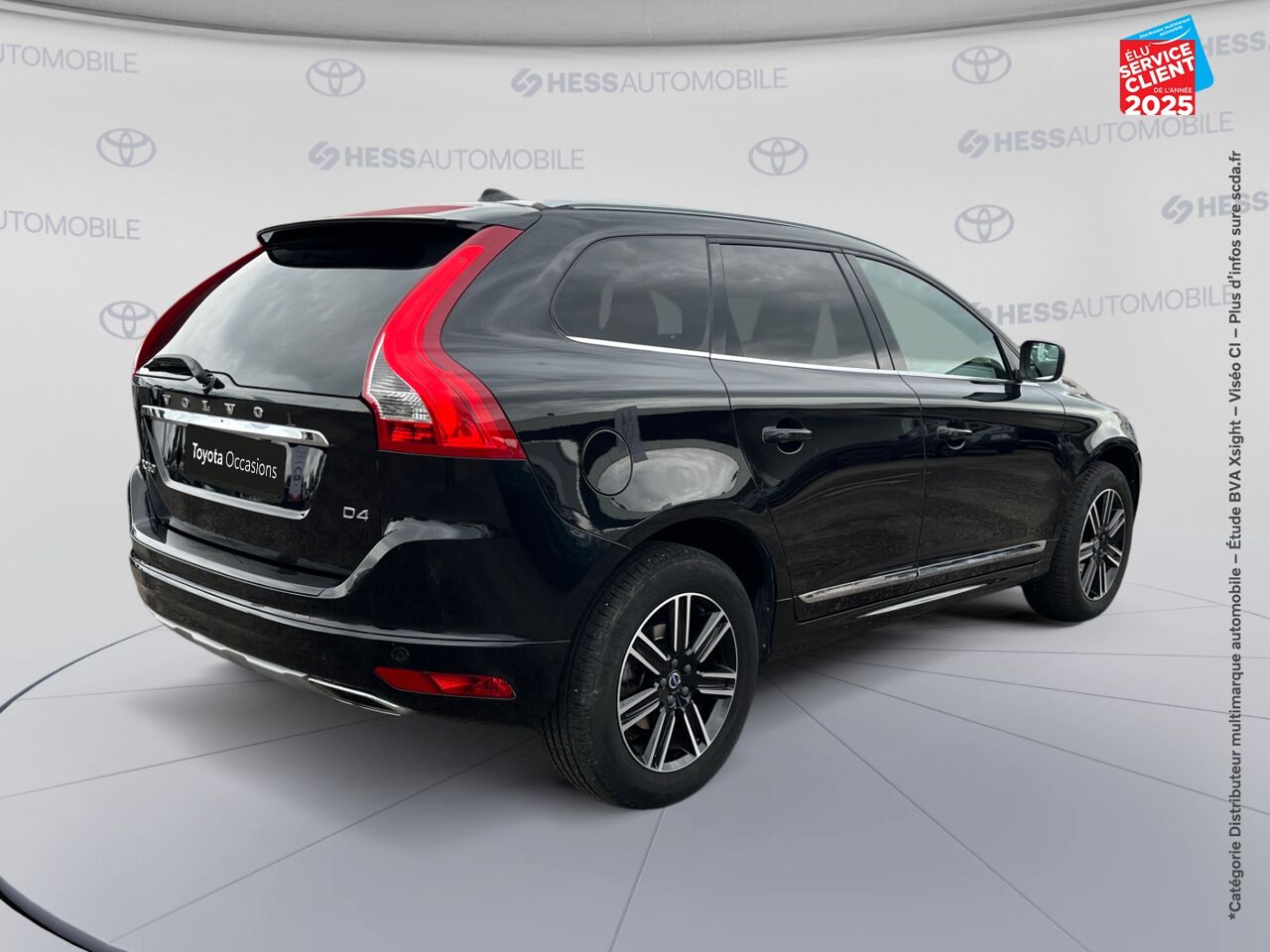 Véhicule d'occasion VOLVO XC60 D4 190CH SIGNATURE EDITION GEARTRONIC chez BMW Lons le Saunier