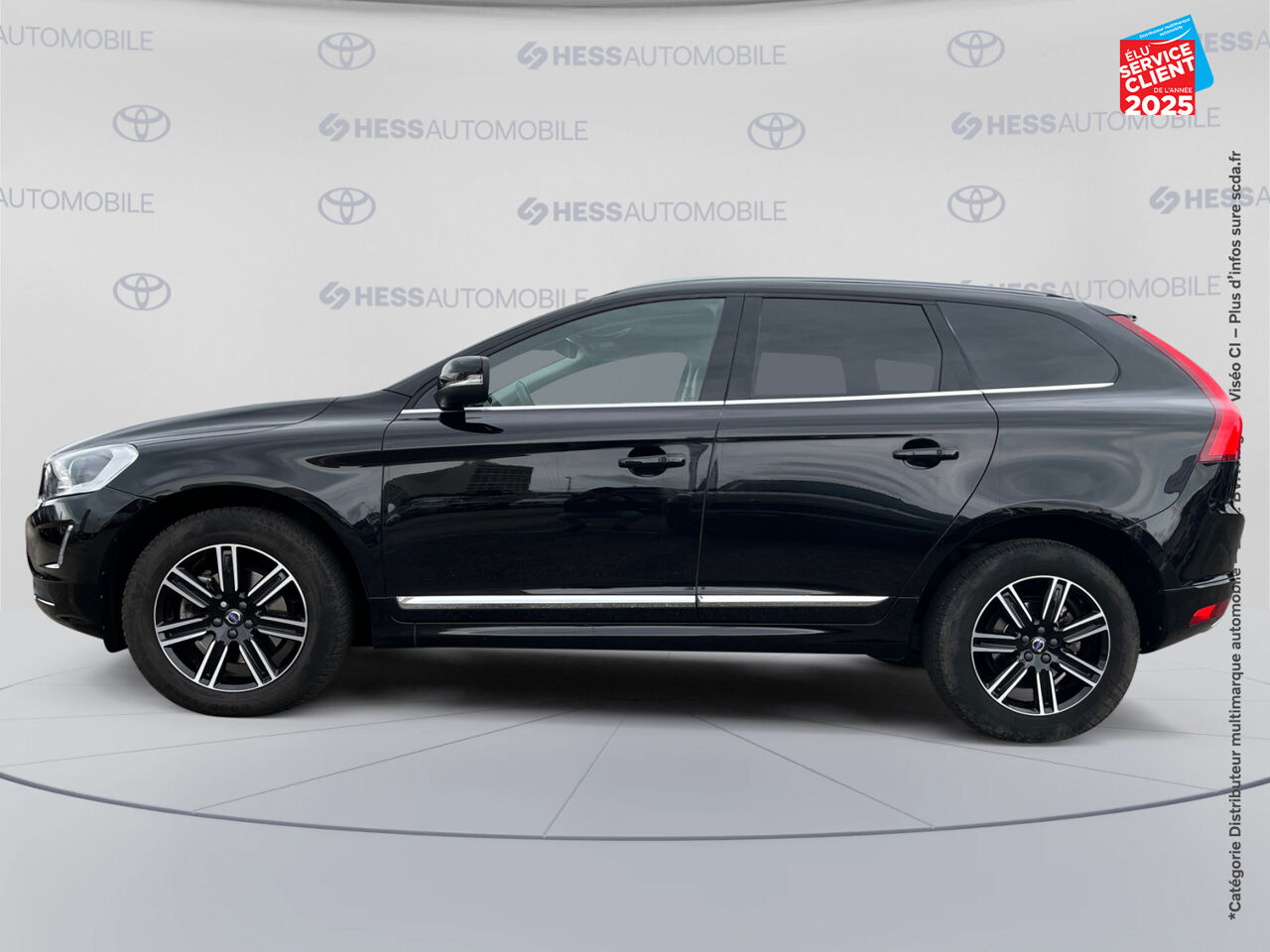 Véhicule d'occasion VOLVO XC60 D4 190CH SIGNATURE EDITION GEARTRONIC chez BMW Lons le Saunier