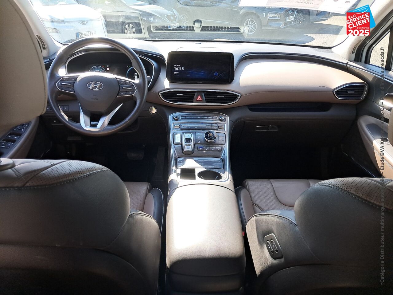 Véhicule d'occasion HYUNDAI SANTA FE 1.6 T-GDI 265CH PLUG-IN EXECUTIVE BVA6 HTRAC TPANO CUIR SIEGES CHAUFF GPS CAMERA chez Hyundai Epernay