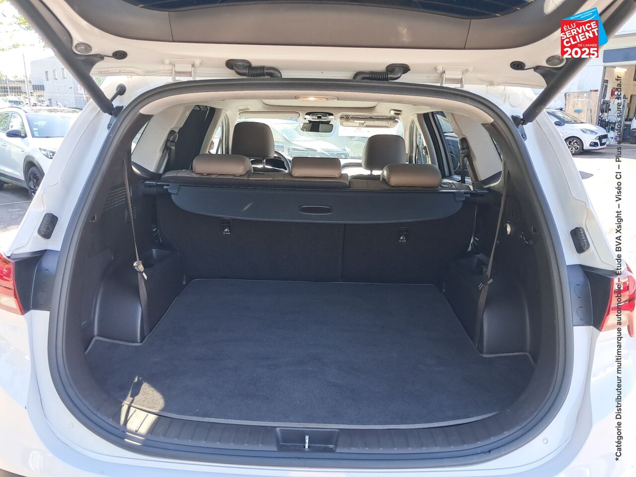 Véhicule d'occasion HYUNDAI SANTA FE 1.6 T-GDI 265CH PLUG-IN EXECUTIVE BVA6 HTRAC TPANO CUIR SIEGES CHAUFF GPS CAMERA chez Hyundai Epernay