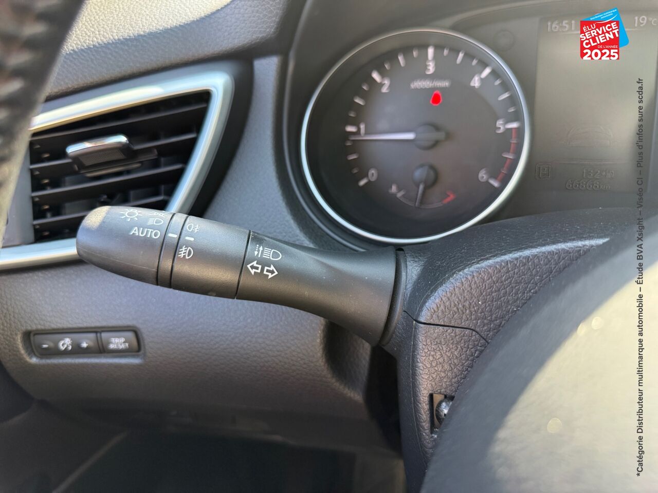 Véhicule d'occasion NISSAN QASHQAI 1.6 DCI 130CH TEKNA+ XTRONIC chez Nissan Qashqai occasion